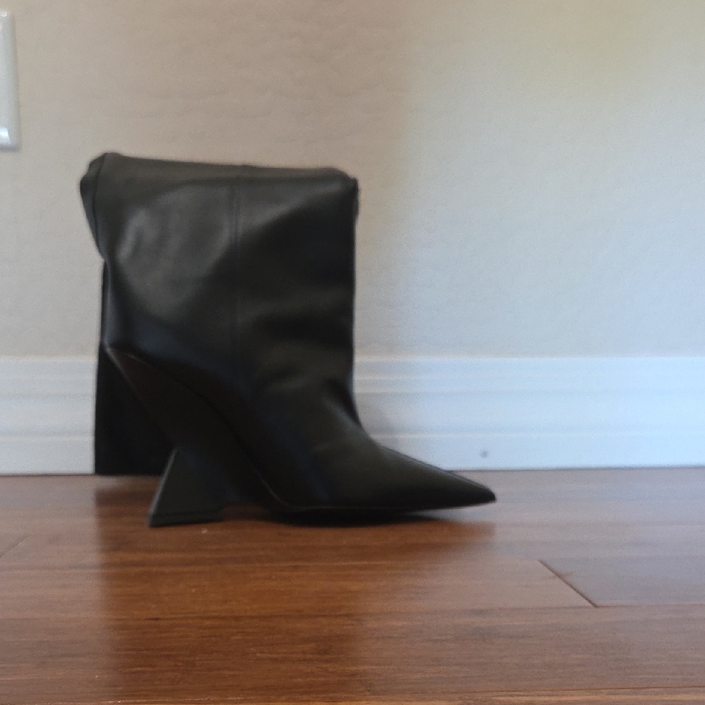 The Attico Black Heeled Boots